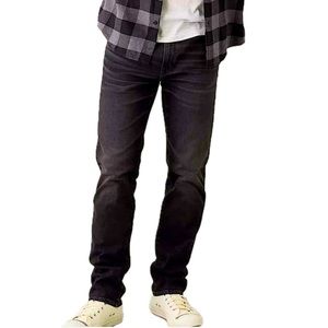 AE Extreme Flex x Slim Straight Jean